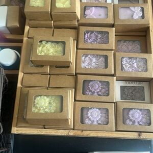 Hand crafted Naturally Scented Soaps - Lavender or Lemon